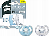 זוג מוצצים 0-6 חודשים Ultra Light - שקוף טורקיז בהיר - מבית Tommee Tippee זוג מוצצים 0-6 חודשים Ultra Light - שקוף טורקיז בהיר - מבית Tommee Tippee